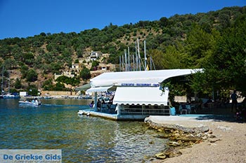 Spartochori Meganisi eiland bij Lefkas - Foto 10 - Foto van https://www.grieksegids.nl/fotos/lefkas/meganisi/normaal/meganisi-010.jpg