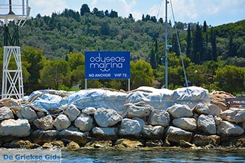 Vathy - Meganisi eiland bij Lefkas - Foto 49 - Foto van https://www.grieksegids.nl/fotos/lefkas/meganisi/normaal/meganisi-049.jpg