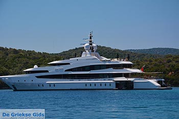 Vathy - Meganisi eiland bij Lefkas - Foto 66 - Foto van https://www.grieksegids.nl/fotos/lefkas/meganisi/normaal/meganisi-066.jpg