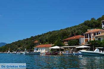 Vathy - Meganisi eiland bij Lefkas - Foto 79 - Foto van https://www.grieksegids.nl/fotos/lefkas/meganisi/normaal/meganisi-079.jpg