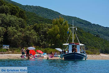 Meganisi eiland bij Lefkas - Foto 85 - Foto van https://www.grieksegids.nl/fotos/lefkas/meganisi/normaal/meganisi-085.jpg