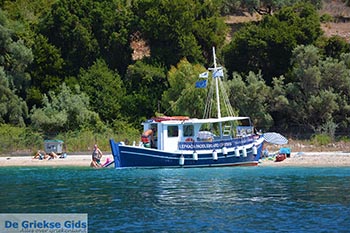 Meganisi eiland bij Lefkas - Foto 86 - Foto van https://www.grieksegids.nl/fotos/lefkas/meganisi/normaal/meganisi-086.jpg