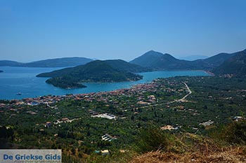 Nidri - Eiland Lefkas -  Foto 11 - Foto van https://www.grieksegids.nl/fotos/lefkas/nidri/normaal/nidri-011.jpg
