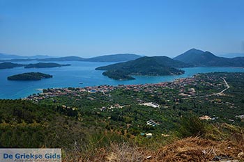 Nidri - Eiland Lefkas -  Foto 12 - Foto van https://www.grieksegids.nl/fotos/lefkas/nidri/normaal/nidri-012.jpg