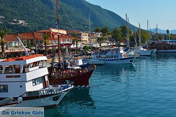 Nidri - Eiland Lefkas -  Foto 18 - Foto van https://www.grieksegids.nl/fotos/lefkas/nidri/normaal/nidri-018.jpg