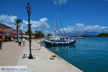 Nidri - Eiland Lefkas -  Foto 47 - Foto van https://www.grieksegids.nl/fotos/lefkas/nidri/normaal/nidri-047.jpg