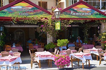 Nidri - Eiland Lefkas -  Foto 54 - Foto van https://www.grieksegids.nl/fotos/lefkas/nidri/normaal/nidri-054.jpg