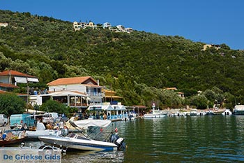 Syvota - Eiland Lefkas -  Foto 4 - Foto van https://www.grieksegids.nl/fotos/lefkas/syvota/normaal/syvota-004.jpg
