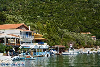 Syvota - Eiland Lefkas -  Foto 5 - Foto van https://www.grieksegids.nl/fotos/lefkas/syvota/normaal/syvota-005.jpg