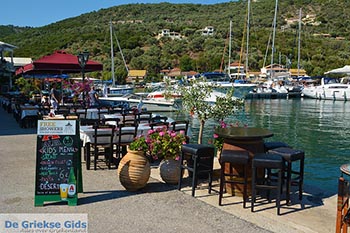 Syvota - Eiland Lefkas -  Foto 21 - Foto van https://www.grieksegids.nl/fotos/lefkas/syvota/normaal/syvota-021.jpg