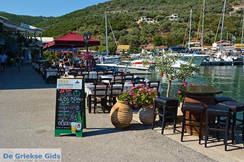 Syvota - Eiland Lefkas -  Foto 22 Ionische Eilanden - Foto van https://www.grieksegids.nl/fotos/lefkas/syvota/normaal/syvota-022.jpg
