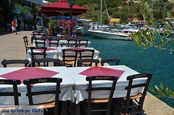 Syvota - Eiland Lefkas -  Foto 52 - Foto van https://www.grieksegids.nl/fotos/lefkas/syvota/normaal/syvota-052.jpg