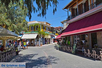 Vassiliki - Eiland Lefkas -  Foto 21 - Foto van https://www.grieksegids.nl/fotos/lefkas/vassiliki/normaal/vassiliki-021.jpg