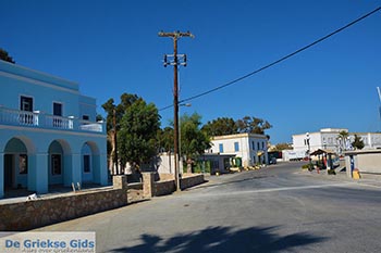 Lakki - Eiland Leros - Griekse Gids Foto 3 - Foto van https://www.grieksegids.nl/fotos/leros/lakki/normaal/lakki-leros-003.jpg