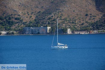 Lakki - Eiland Leros - Griekse Gids Foto 9 - Foto van https://www.grieksegids.nl/fotos/leros/lakki/normaal/lakki-leros-009.jpg