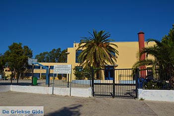 Lakki - Eiland Leros - Griekse Gids Foto 20 - Foto van https://www.grieksegids.nl/fotos/leros/lakki/normaal/lakki-leros-020.jpg