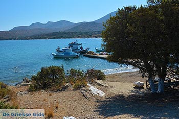 Blefoutis beach Partheni - Eiland Leros - Griekse Gids Foto 15 - Foto van https://www.grieksegids.nl/fotos/leros/partheni/normaal/partheni-leros-015.jpg