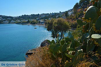 Vromolithos - Eiland Leros - Griekse Gids Foto 3 - Foto van https://www.grieksegids.nl/fotos/leros/vromolithos/normaal/vromolithos-leros-003.jpg