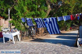 Petra Lesbos | Griekenland 6 - Foto van https://www.grieksegids.nl/fotos/lesbos/normaal/lesbos-griekenland-144.jpg