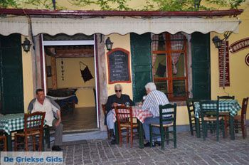 Petra Lesbos | Griekenland 59 - Foto van https://www.grieksegids.nl/fotos/lesbos/normaal/lesbos-griekenland-511.jpg