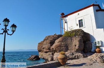 Sykaminia - Skala Sykaminia | Lesbos | De Griekse Gids 9 - Foto van https://www.grieksegids.nl/fotos/lesbos/normaal/lesbos-griekenland-662.jpg