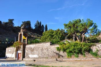 Heilig klooster Perivolis | Lesbos Griekenland | Foto 1 - Foto van https://www.grieksegids.nl/fotos/lesbos/normaal/lesbos-griekenland-702.jpg