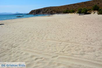 Strand Chavouli bij Moudros Limnos (Lemnos) | Griekenland foto 1 - Foto van https://www.grieksegids.nl/fotos/limnos/lemnos2/normaal/chavouli-moudros-limnos-001.jpg