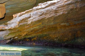 Grot van Filoktitis | Kavirio Limnos (Lemnos) | Foto 20 - Foto van https://www.grieksegids.nl/fotos/limnos/lemnos2/normaal/filoktitis-grot-kavirio-limnos-020.jpg