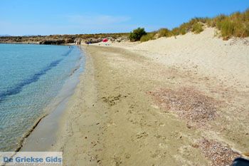 Strand Megalo Fanaraki bij Moudros Limnos (Lemnos) | Foto 17 - Foto van https://www.grieksegids.nl/fotos/limnos/lemnos2/normaal/megalo-fanaraki-moudros-limnos-017.jpg