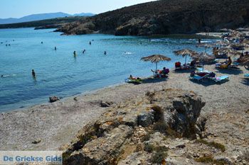 Strand Megalo Fanaraki bij Moudros Limnos (Lemnos) | Foto 27 - Foto van https://www.grieksegids.nl/fotos/limnos/lemnos2/normaal/mikro-fanaraki-moudros-limnos-006.jpg