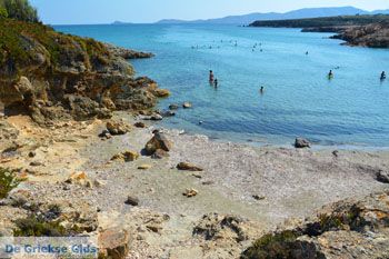 Strand Megalo Fanaraki bij Moudros Limnos (Lemnos) | Foto 30 - Foto van https://www.grieksegids.nl/fotos/limnos/lemnos2/normaal/mikro-fanaraki-moudros-limnos-009.jpg