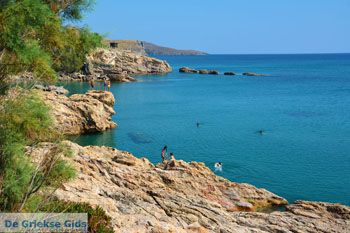 Strand Megalo Fanaraki bij Moudros Limnos (Lemnos) | Foto 32 - Foto van https://www.grieksegids.nl/fotos/limnos/lemnos2/normaal/mikro-fanaraki-moudros-limnos-011.jpg