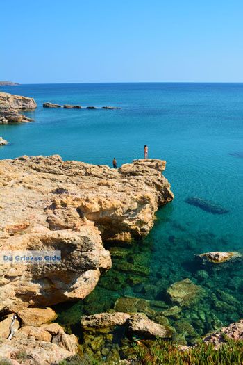 Strand Megalo Fanaraki bij Moudros Limnos (Lemnos) | Foto 47 - Foto van https://www.grieksegids.nl/fotos/limnos/lemnos2/normaal/mikro-fanaraki-moudros-limnos-026.jpg