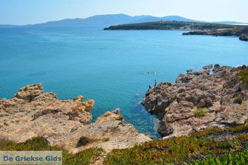 Strand Megalo Fanaraki bij Moudros Limnos (Lemnos) | Foto 61 - Foto van https://www.grieksegids.nl/fotos/limnos/lemnos2/normaal/mikro-fanaraki-moudros-limnos-040.jpg