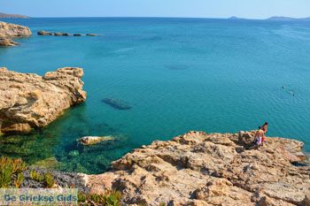 Strand Megalo Fanaraki bij Moudros Limnos (Lemnos) | Foto 77 - Foto van https://www.grieksegids.nl/fotos/limnos/lemnos2/normaal/mikro-fanaraki-moudros-limnos-056.jpg