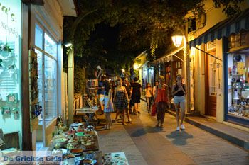 Myrina Limnos (Lemnos) | Griekenland foto 3 - Foto van https://www.grieksegids.nl/fotos/limnos/lemnos2/normaal/myrina-limnos-003.jpg