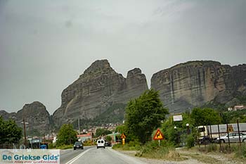 Meteora Thessalie- Griekenland 1 - Foto van https://www.grieksegids.nl/fotos/meteora/350pix/meteora-grieksegids-01.jpg