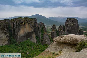 Meteora Thessalie- Griekenland 6 - Foto van https://www.grieksegids.nl/fotos/meteora/350pix/meteora-grieksegids-06.jpg