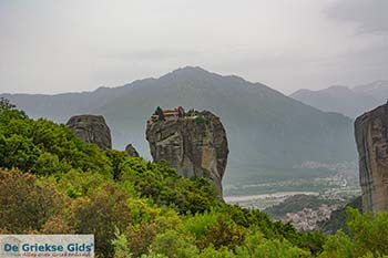 Meteora Thessalie- Griekenland 12 - Foto van https://www.grieksegids.nl/fotos/meteora/350pix/meteora-grieksegids-12.jpg