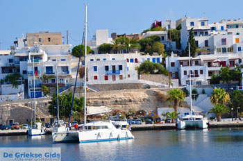 Adamas Milos | Cycladen Griekenland | Foto 7 - Foto van https://www.grieksegids.nl/fotos/milos/adamas/normaal/adamas-007.jpg