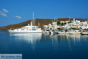 Adamas Milos | Cycladen Griekenland | Foto 43 - Foto van https://www.grieksegids.nl/fotos/milos/adamas/normaal/adamas-043.jpg