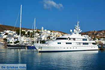 Adamas Milos | Cycladen Griekenland | Foto 45 - Foto van https://www.grieksegids.nl/fotos/milos/adamas/normaal/adamas-045.jpg