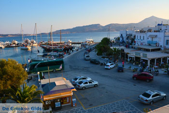 Adamas Milos | Cycladen Griekenland | Foto 52 - Foto van https://www.grieksegids.nl/fotos/milos/adamas/normaal/adamas-052.jpg