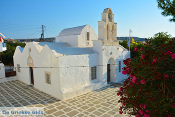 Adamas Milos | Cycladen Griekenland | Foto 93 - Foto van https://www.grieksegids.nl/fotos/milos/adamas/normaal/adamas-093.jpg