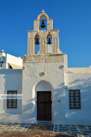 Adamas Milos | Cycladen Griekenland | Foto 96 - Foto van https://www.grieksegids.nl/fotos/milos/adamas/normaal/adamas-096.jpg