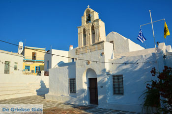 Adamas Milos | Cycladen Griekenland | Foto 99 - Foto van https://www.grieksegids.nl/fotos/milos/adamas/normaal/adamas-099.jpg