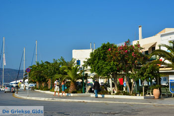 Adamas Milos | Cycladen Griekenland | Foto 102 - Foto van https://www.grieksegids.nl/fotos/milos/adamas/normaal/adamas-102.jpg