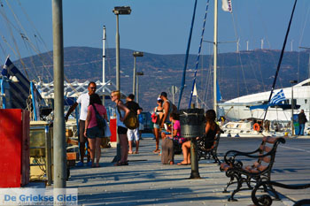 Adamas Milos | Cycladen Griekenland | Foto 105 - Foto van https://www.grieksegids.nl/fotos/milos/adamas/normaal/adamas-105.jpg