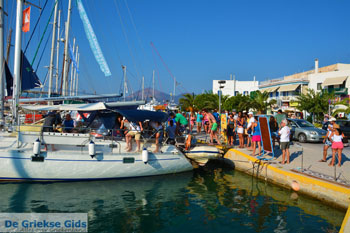 Adamas Milos | Cycladen Griekenland | Foto 114 - Foto van https://www.grieksegids.nl/fotos/milos/adamas/normaal/adamas-114.jpg