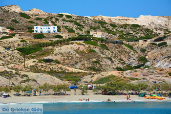 Agia Kyriaki Milos | Cycladen Griekenland | Foto 17 - Foto van https://www.grieksegids.nl/fotos/milos/normaal/agia-kyriaki-milos-017.jpg